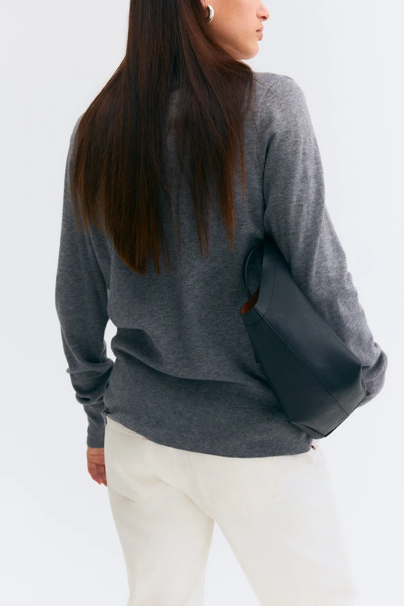 H&M  MAMA Tapered jeans for Women | Best Price UAE